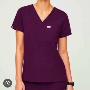 FIGS deep purple Catarina one-pocket scrub top sizeL